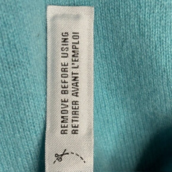 Lord & Taylor 100% Cashmere Long Sleeved V-Neck Sweater - Robin's Egg Blue - XL - Picture 9 of 9